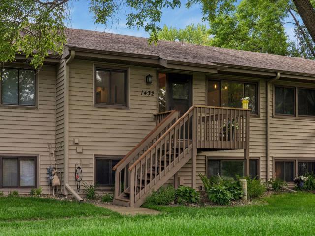 1432 Arden View Drive Saint Paul MN 55112 - MLS# 7054531
