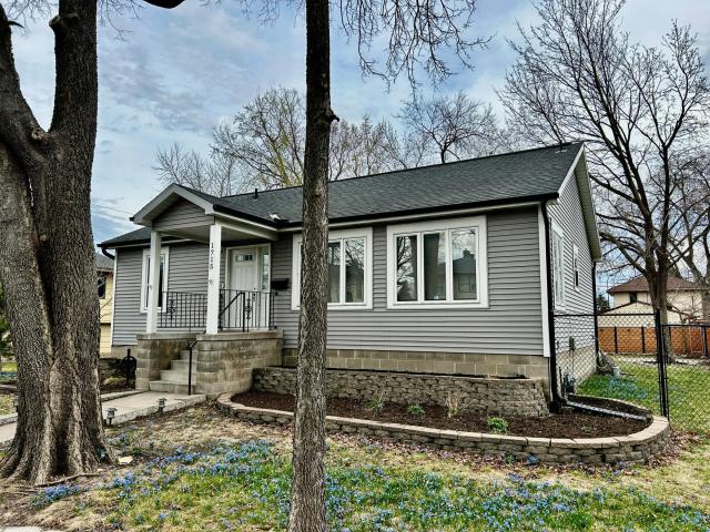1715 Lincoln Street NE Minneapolis MN 55413 - MLS# 7054558