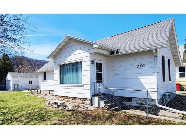 701 Olmstead Street Winona MN 55987 - MLS# 7054712