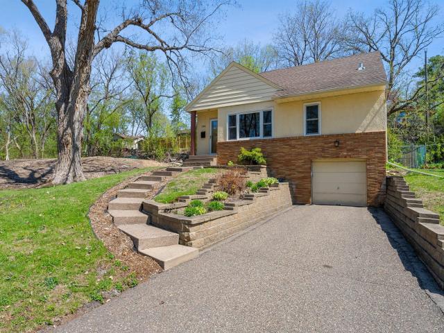 568 Frontenac Place Saint Paul MN 55104 - MLS# 7054722