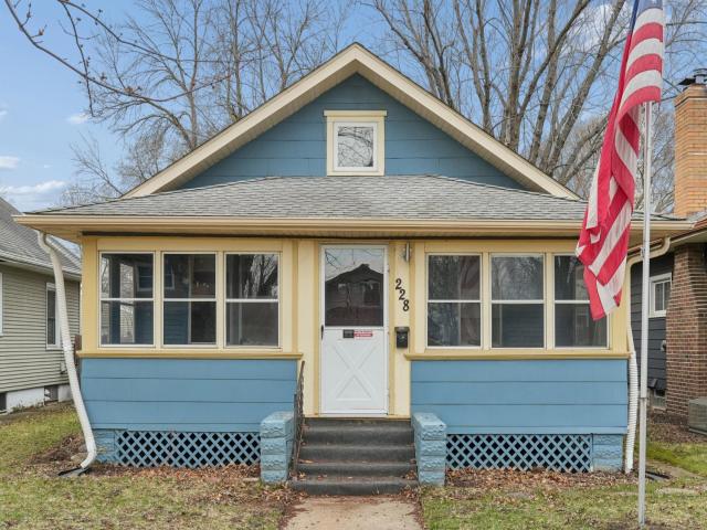 228 8th Avenue S South Saint Paul MN 55075 - MLS# 7054914