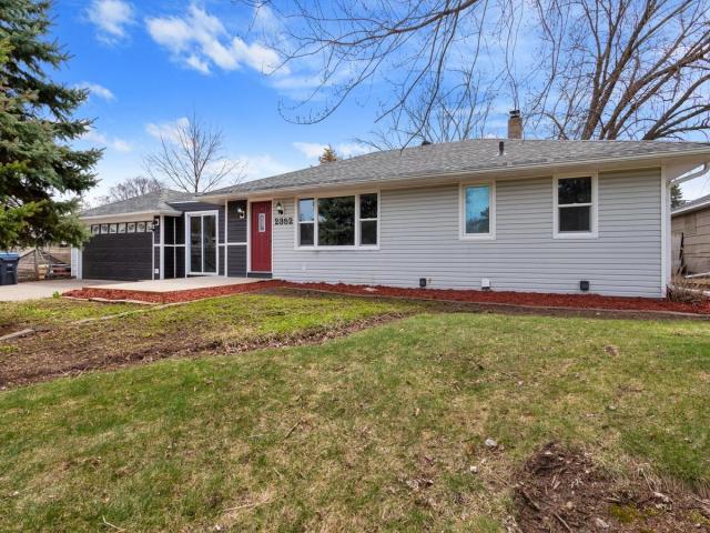 2352 Shoshone Road Saint Paul MN 55109 - MLS# 7055411