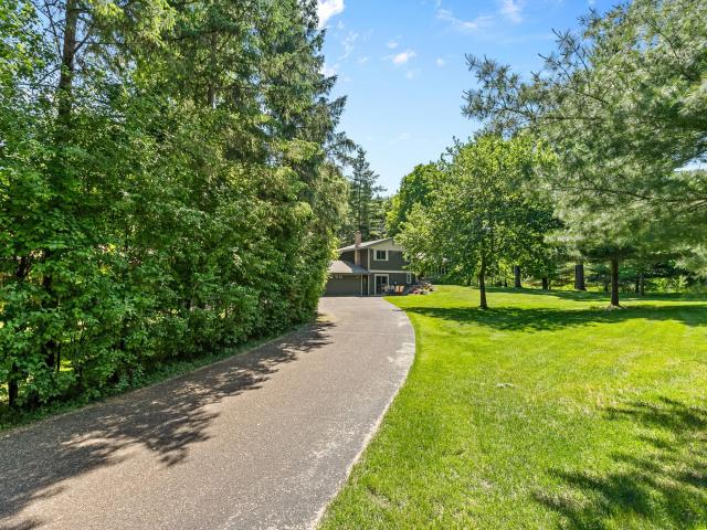 100 Puma Lane Mahtomedi MN 55115 - MLS# 7055519