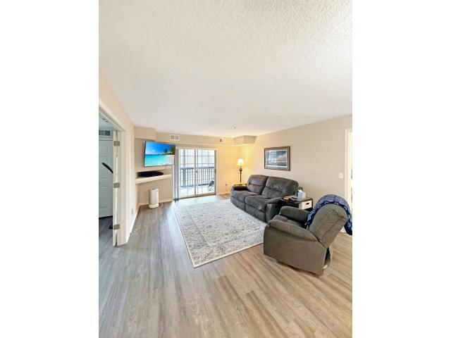 1350 Douglas Drive N Unit 110 Minneapolis MN 55422 - MLS# 7055653