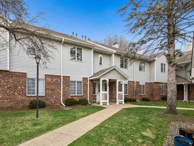 3563 Blue Jay Way Unit 203 Saint Paul MN 55123 - MLS# 7055692