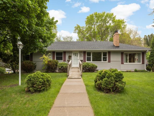5009 Holiday Road Minnetonka MN 55345 - MLS# 7055703