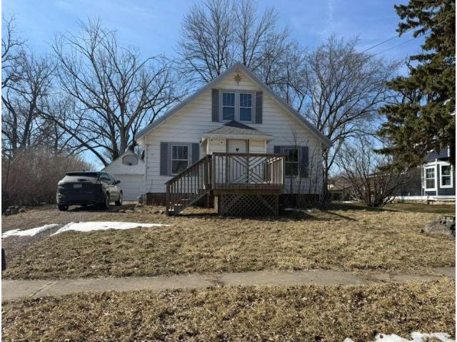305 1st Avenue NE Dodge Center MN 55927 - MLS# 7055823