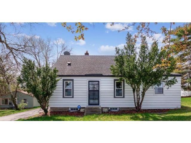 1612 County Road C E Maplewood MN 55109 - MLS# 7056248