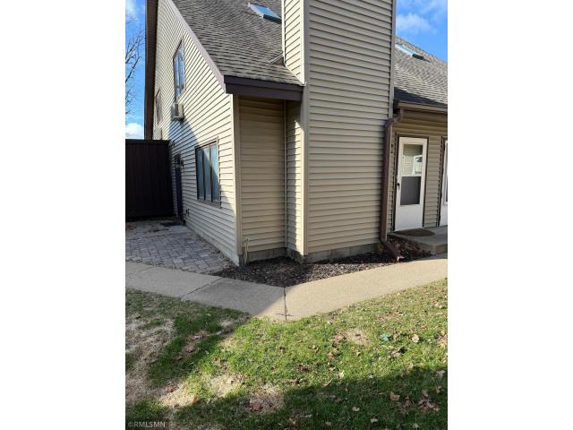 1283 Northdale Boulevard NW Minneapolis MN 55448 - MLS# 7056382