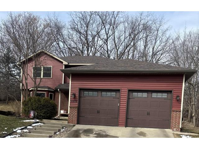 2209 Beacon Dr SW Rochester MN 55902 - MLS# 7056400