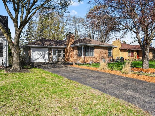 4527 Lakeland Avenue N Minneapolis MN 55422 - MLS# 7056500