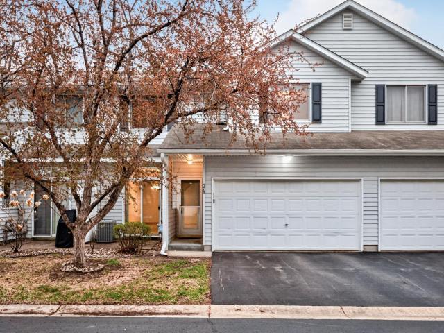 579 Roundhouse Street Shakopee MN 55379 - MLS# 7056519