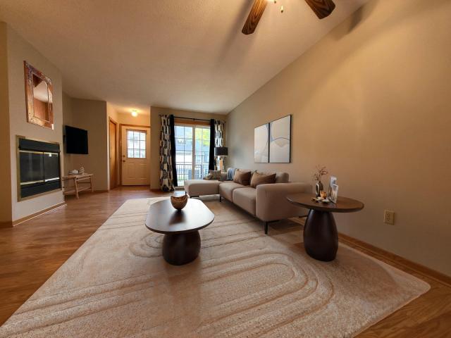 1850 Donegal Drive Unit 4 Woodbury MN 55125 - MLS# 7056826