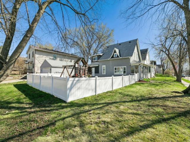 885 Case Avenue Saint Paul MN 55106 - MLS# 7056851