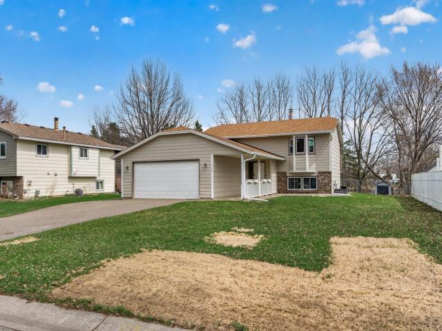 10685 Johnson Street NE Minneapolis MN 55434 - MLS# 7057204