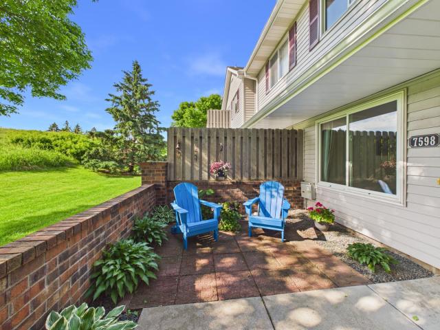7598 13th Street N Saint Paul MN 55128 - MLS# 7057276