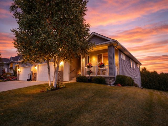 2200 Greenfield Drive W Northfield MN 55057 - MLS# 7057441