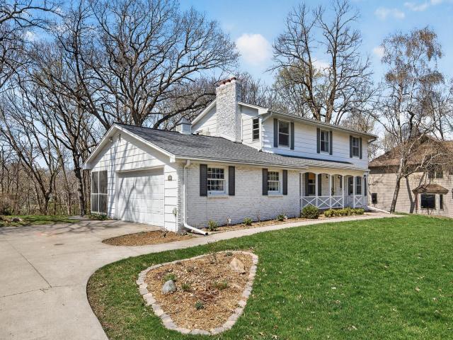 8225 Niagara Lane N Maple Grove MN 55311 - MLS# 7057459