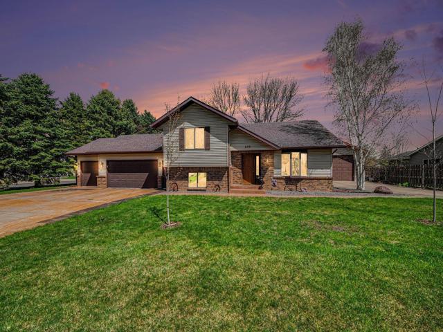 609 W Welco Drive Montgomery MN 56069 - MLS# 7057522