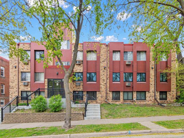 520 Ridgewood Avenue Unit 3 Minneapolis MN 55403 - MLS# 7057603