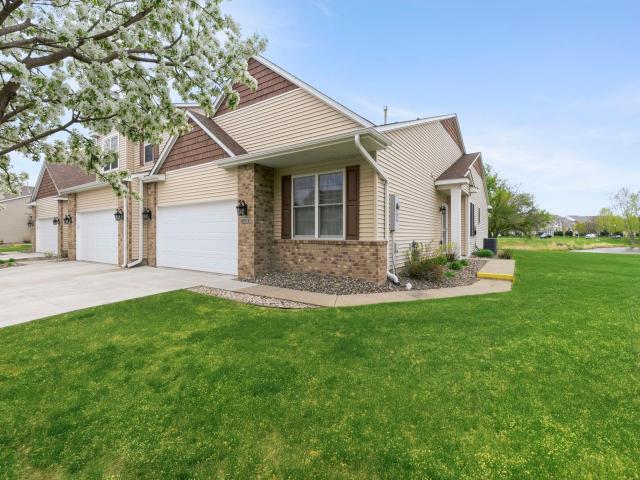 11116 Goodhue Street NE Minneapolis MN 55449 - MLS# 7057681