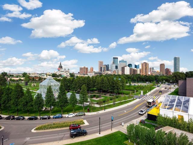 48 Groveland Terrace Unit B313 Minneapolis MN 55403 - MLS# 7057767