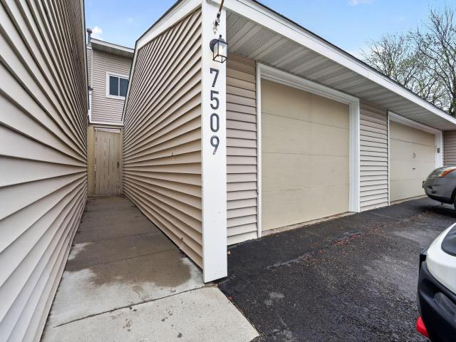 7509 Whitney Drive Saint Paul MN 55124 - MLS# 7057779