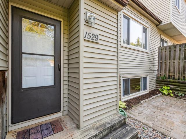 1529 Greenwood Court N Saint Paul MN 55122 - MLS# 7057886