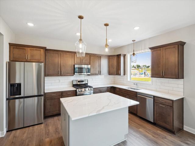 5956 Upper 179th Street W Lakeville MN 55044 - MLS# 7057921