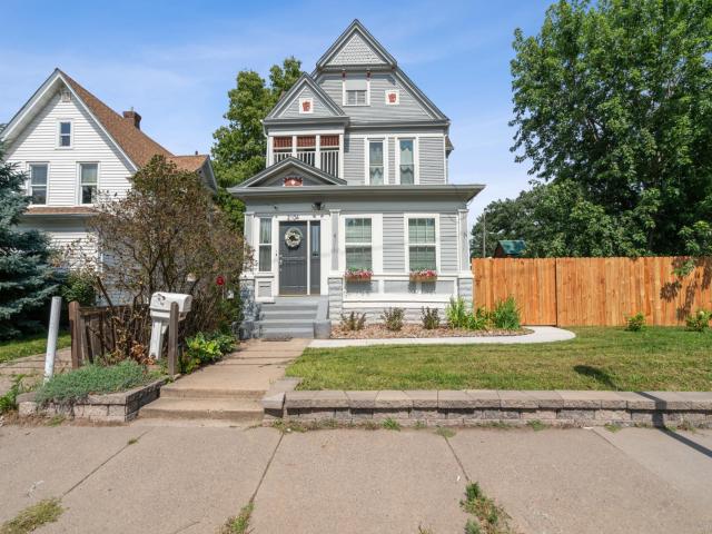 2104 Glenwood Avenue Minneapolis MN 55405 - MLS# 7058220