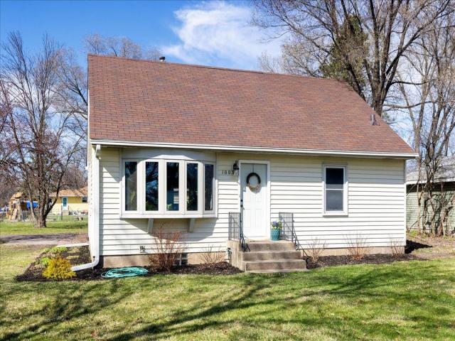 1005 90th Avenue NE Blaine MN 55434 - MLS# 7058320