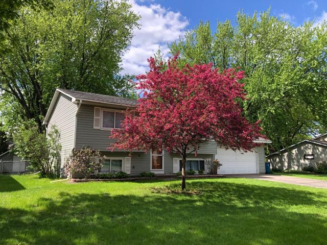 1800 Florence Street Saint Paul MN 55110 - MLS# 7058440