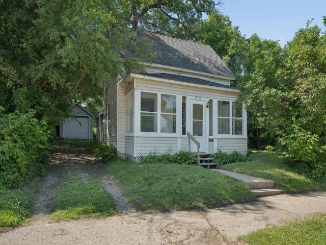 210 Willow Street Faribault MN 55021 - MLS# 7058449