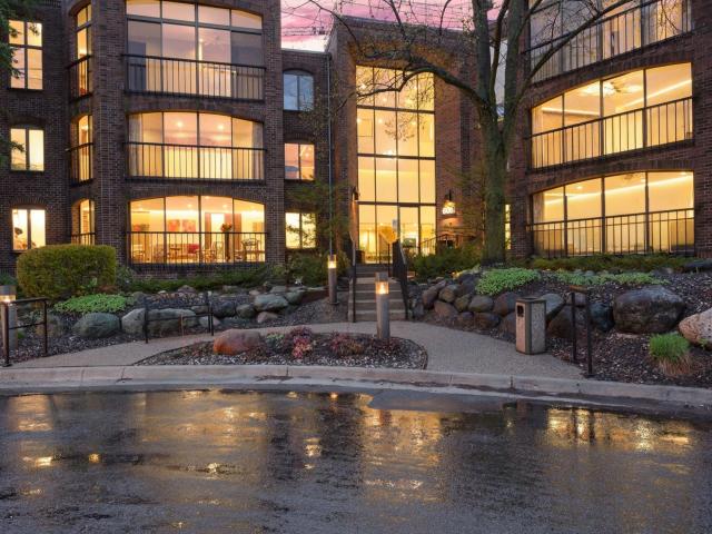 6051 Laurel Avenue Unit 207 Minneapolis MN 55416 - MLS# 7058537