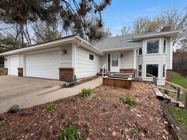 6475 Grandview Drive Eden Prairie MN 55346 - MLS# 7058570