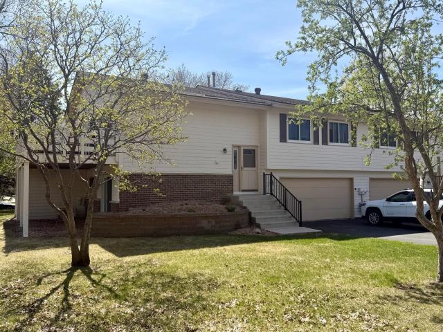 11106 Xavier Court Minneapolis MN 55437 - MLS# 7058604