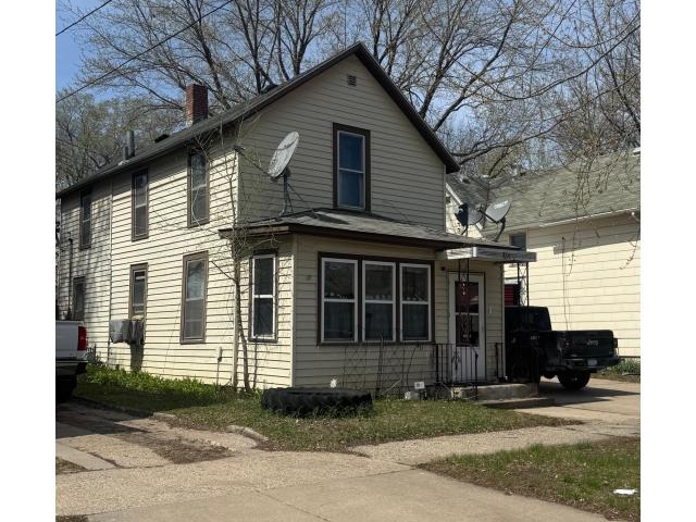 518 7th Avenue NW Faribault MN 55021 - MLS# 7058679