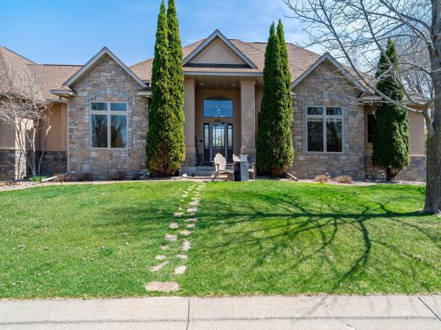 8916 Whispering Oaks Trail Shakopee MN 55379 - MLS# 7058688