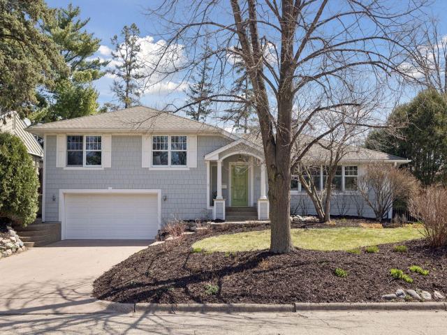 5521 Halifax Lane Edina MN 55424 - MLS# 7058697