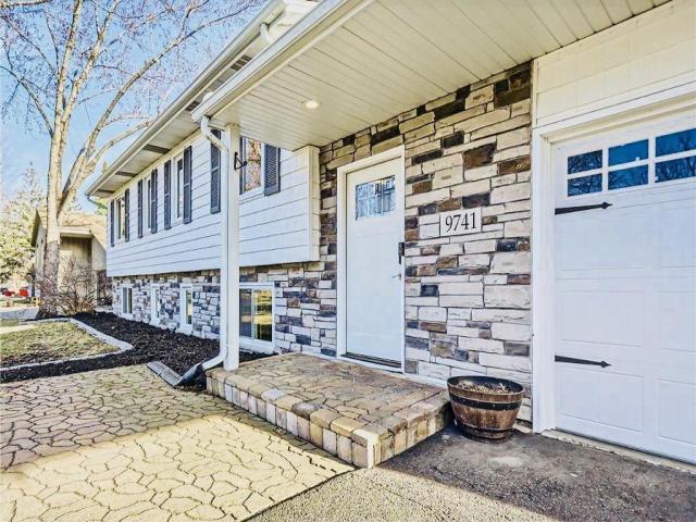 9741 102nd Place N Maple Grove MN 55369 - MLS# 7058722