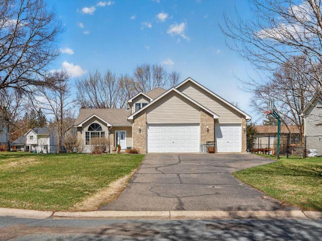 2047 123rd Avenue NW Coon Rapids MN 55448 - MLS# 7058744
