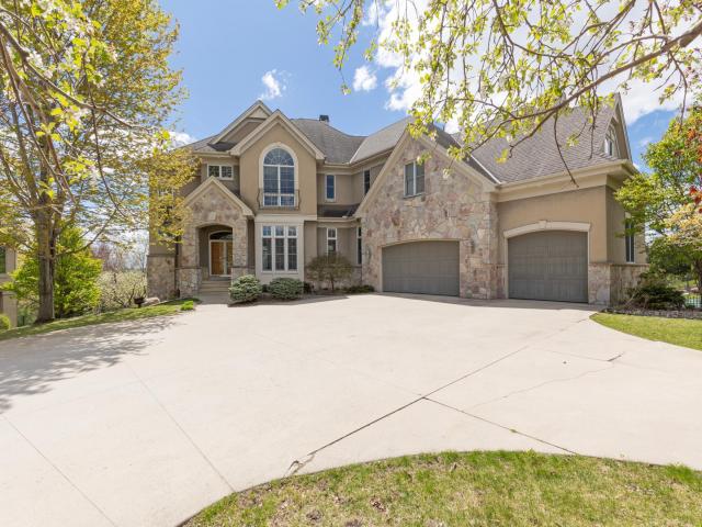10689 Sonoma Ridge Eden Prairie MN 55347 - MLS# 7058830