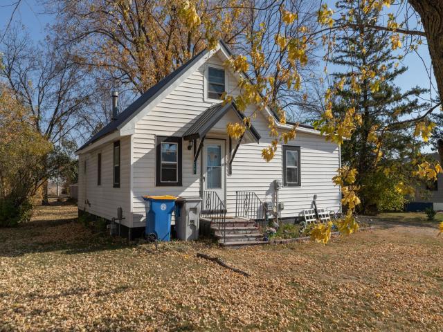237 Mill Avenue S Blooming Prairie MN 55917 - MLS# 7058861