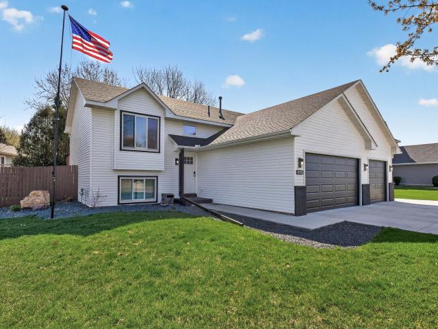 17558 Fieldcrest Avenue Farmington MN 55024 - MLS# 7058862