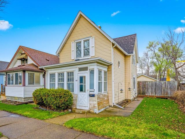 857 Rose Avenue E Saint Paul MN 55106 - MLS# 7058889