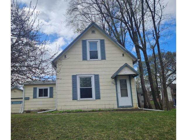 2470 South Avenue E Saint Paul MN 55109 - MLS# 7059508