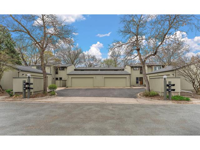 11013 Abbott Lane Hopkins MN 55343 - MLS# 7059867