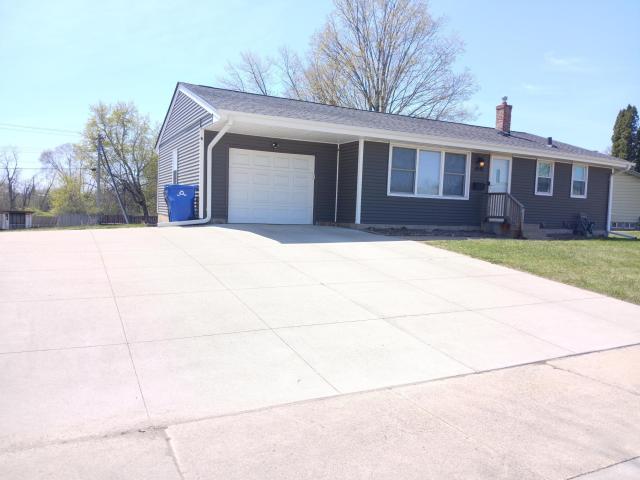 2210 Ivy Avenue E Saint Paul MN 55119 - MLS# 7059980