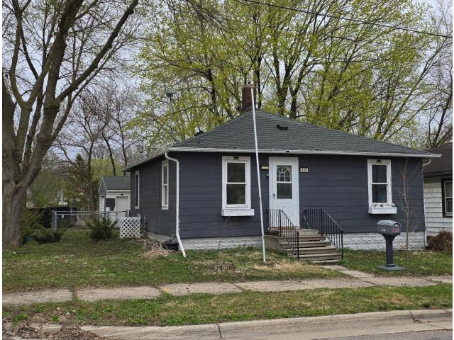 620 Saint Thomas Avenue Albert Lea MN 56007 - MLS# 7059994