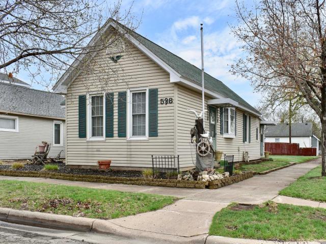 528 Chatfield Street Winona MN 55987 - MLS# 7060107